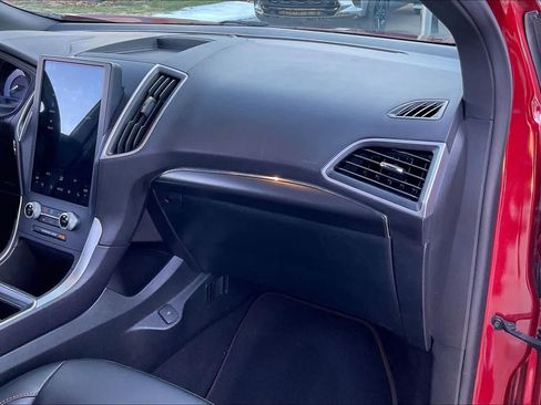 Used 2023 Ford Edge ST-Line image 17