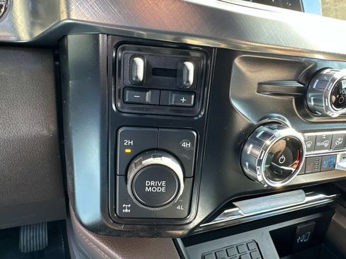 New 2025 Ford F350 King Ranch w/ Chrome Package image 9