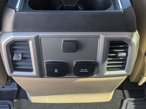 Used 2019 Ford F250 Lariat w/ Lariat Ultimate Package image 29