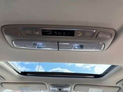 Used 2021 Kia Telluride EX w/ EX Premium Package image 32