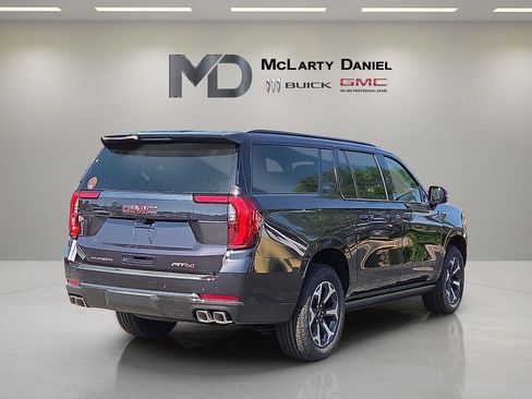 New 2026 GMC Yukon XL AT4 w/ AT4 Premium Plus Package AWD/4WD image 5