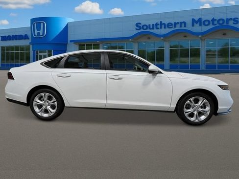 Used 2026 Honda Accord LX image 7