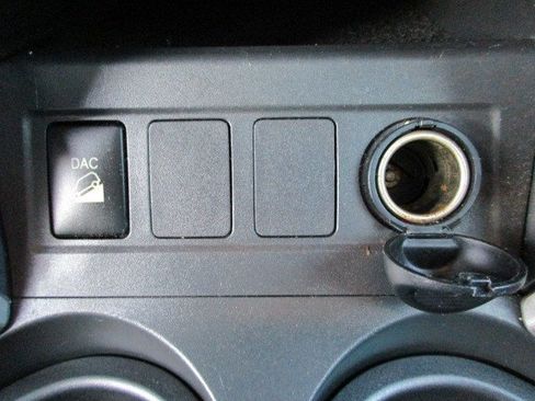 Used 2007 Toyota RAV4 Sport image 21