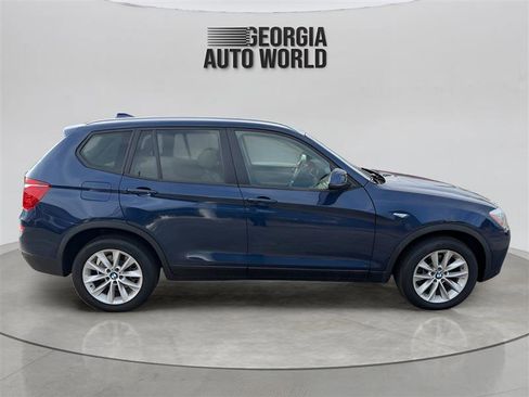 Used 2017 BMW X3 xDrive28i image 9