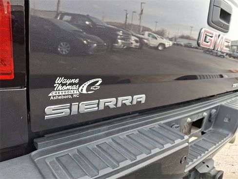 Used 2016 GMC Sierra 2500 Denali w/ Duramax Plus Package image 32