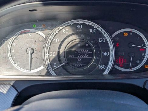 Used 2015 Honda Accord LX image 11