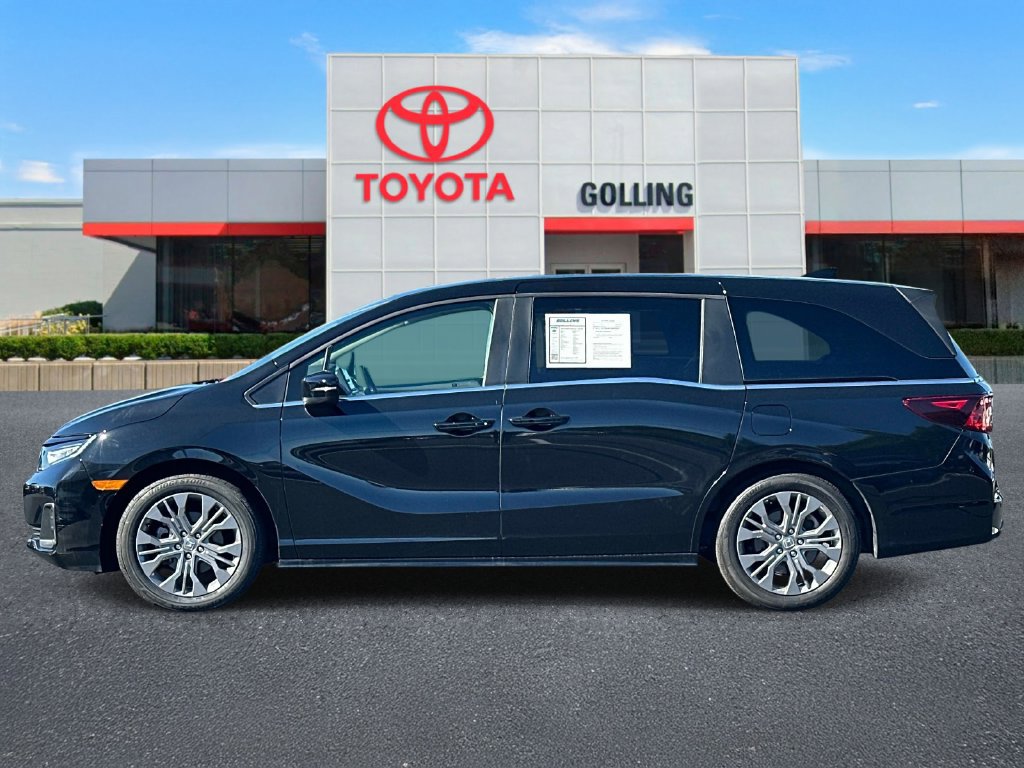 Used 2025 Honda Odyssey Touring image 2