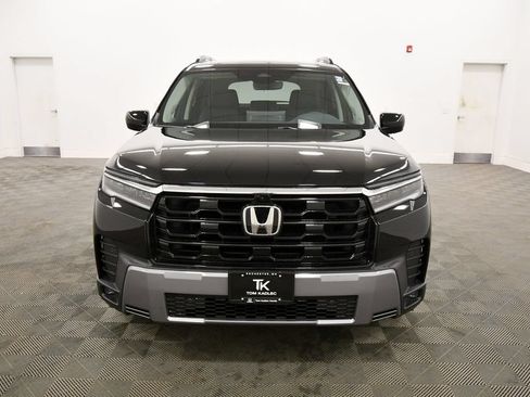 New 2026 Honda Pilot Touring image 10