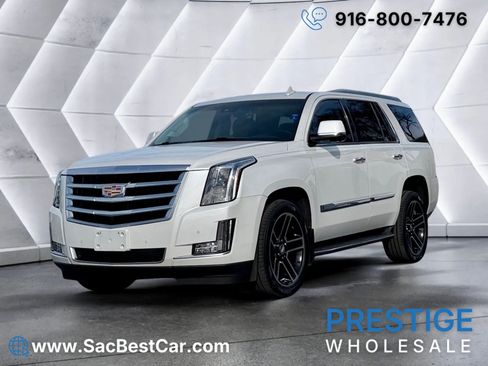 Used 2016 Cadillac Escalade Luxury image 1