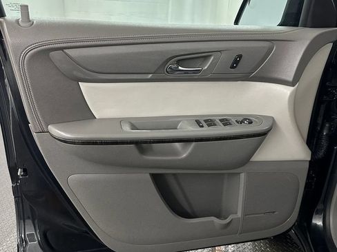 Used 2014 GMC Acadia SLT AWD/4WD image 7