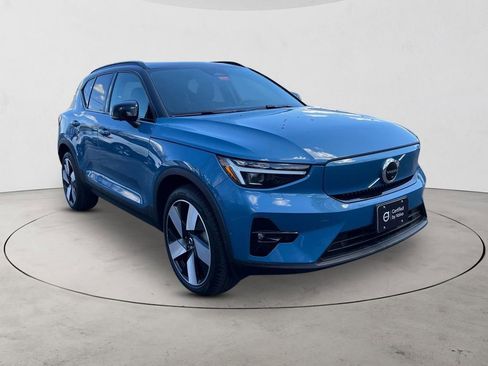 Certified 2023 Volvo XC40 Recharge Ultimate AWD/4WD image 7