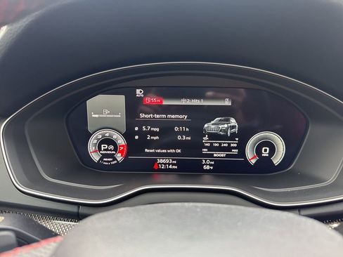 Used 2023 Audi SQ5 Premium Plus w/ Premium Plus Package image 15