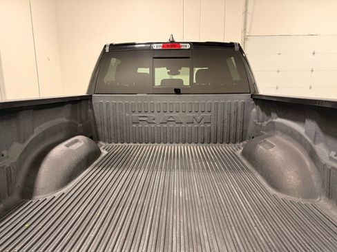 Used 2022 RAM 1500 Lone Star image 10