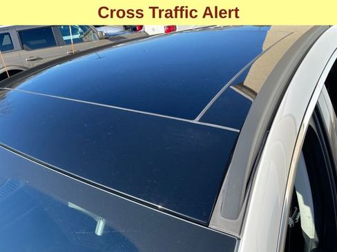 Used 2021 Ford Escape SEL image 9