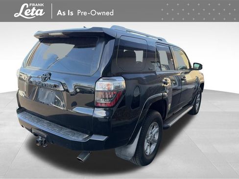 Used 2015 Toyota 4Runner SR5 image 6