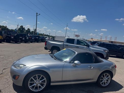 Used 2012 MAZDA MX-5 Miata Sport image 5