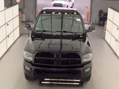 Used 2014 RAM 2500 Laramie w/ Black Appearance Group