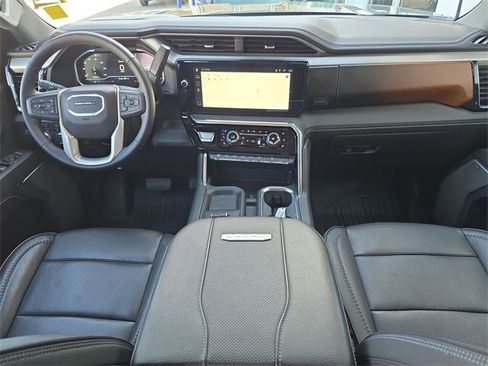 Certified 2024 GMC Sierra 2500 Denali w/ Denali Reserve Package image 11