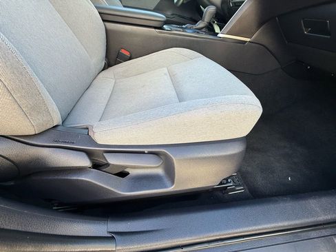 Used 2025 Toyota Camry LE image 41