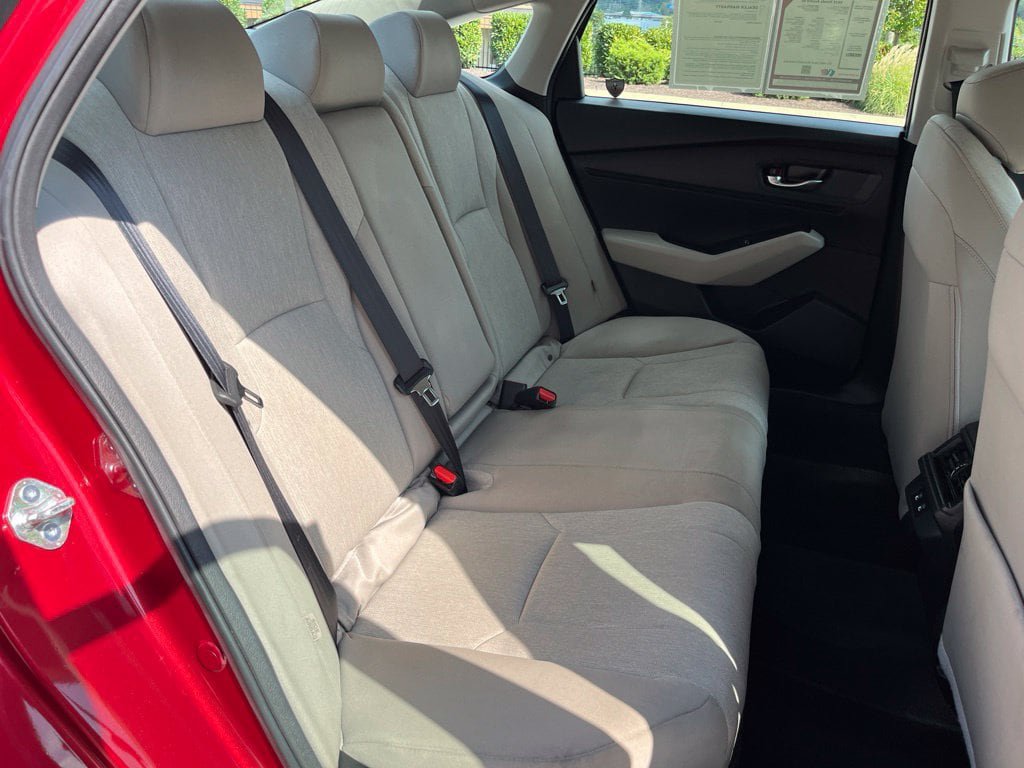 Used 2025 Honda Accord SE image 24