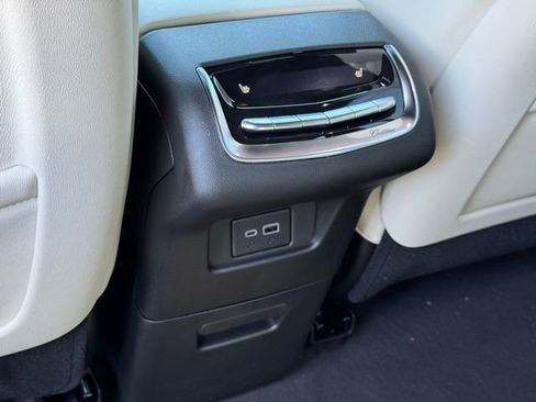 New 2025 Cadillac XT6 Sport w/ Technology Package image 33