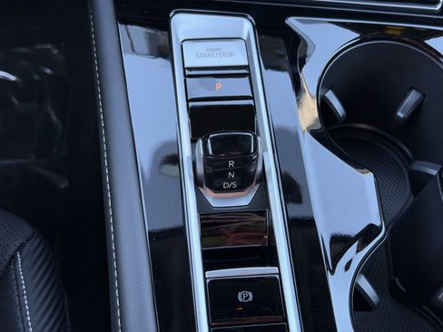 New 2026 Volkswagen Atlas Cross Sport SE image 25