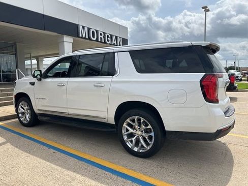 Used 2021 GMC Yukon XL SLT w/ SLT Premium Package RWD image 7