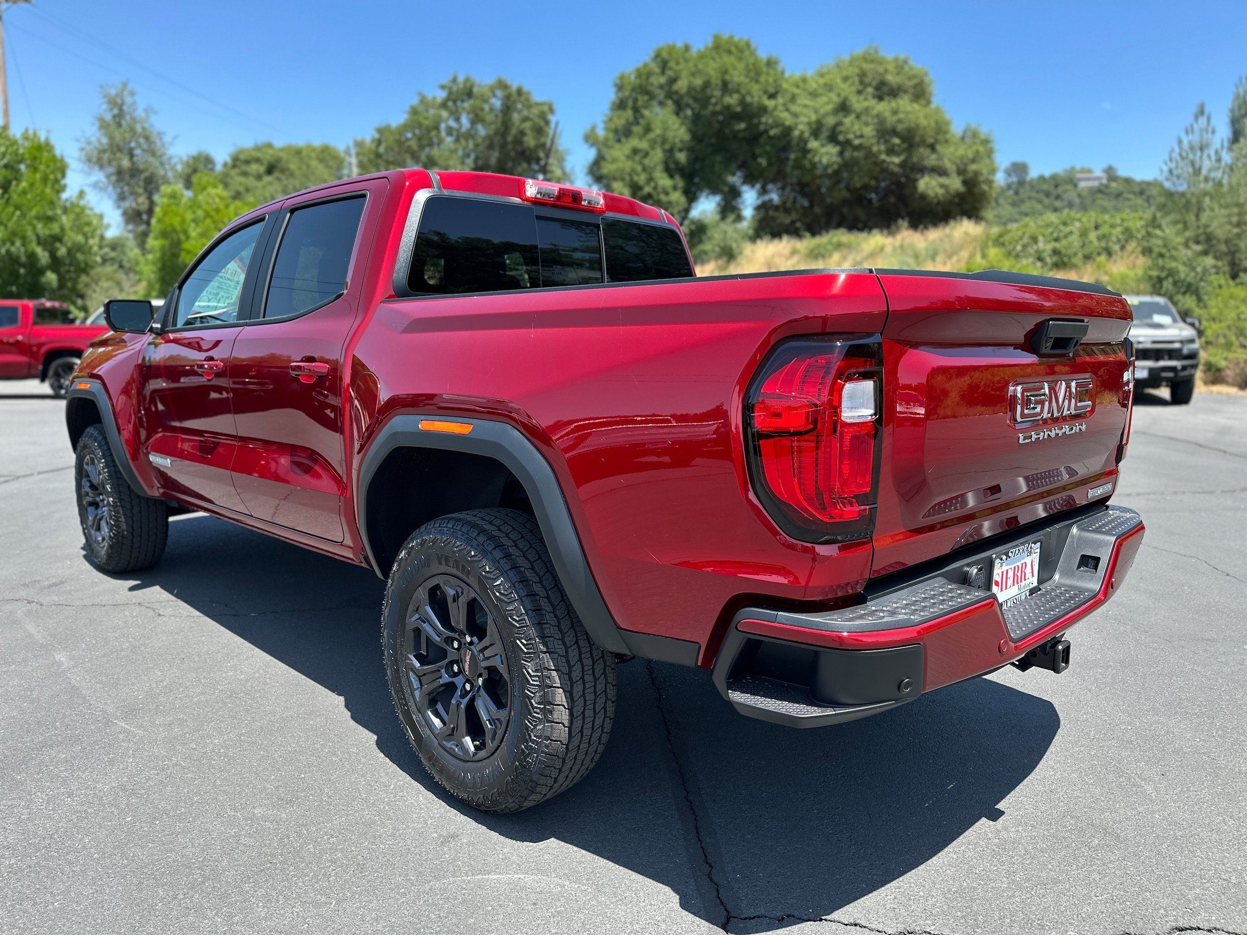 Used 2025 GMC Canyon Elevation w/ Convenience Package RWD image 6