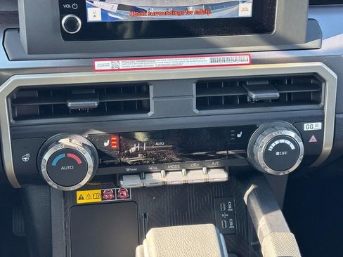 New 2026 Toyota Tacoma SR5 AWD/4WD image 19