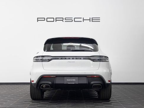 New 2026 Porsche Macan AWD/4WD image 6