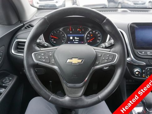 Used 2022 Chevrolet Equinox LT image 3