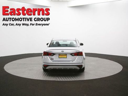 Used 2022 Nissan Altima 2.5 SV image 37