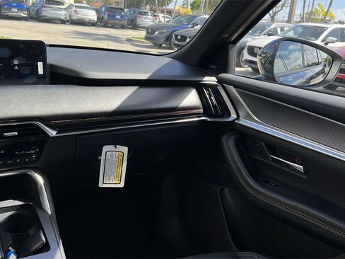 New 2025 MAZDA CX-90 3.3 Turbo S w/ Premium Package image 17