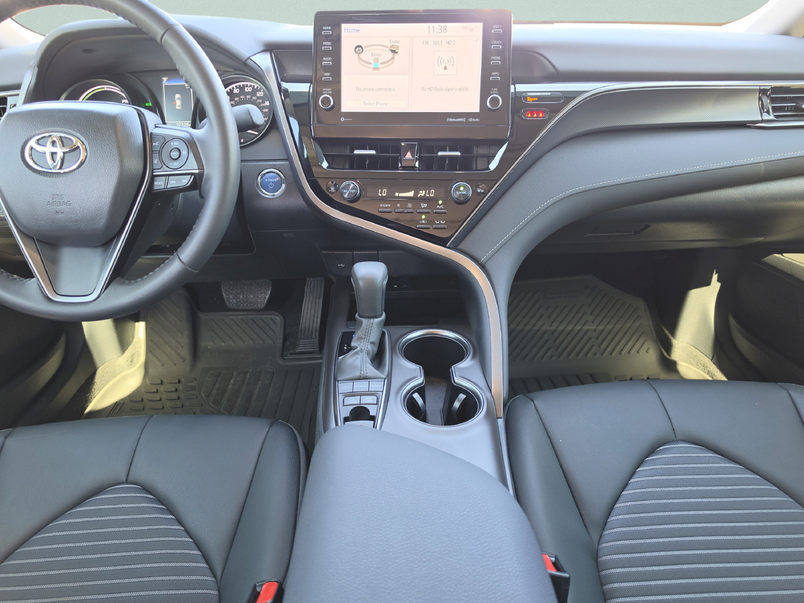 Used 2024 Toyota Camry SE w/ Audio Upgrade Package FWD image 20