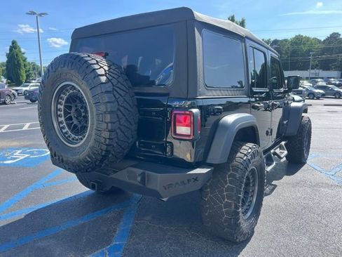 Used 2023 Jeep Wrangler Unlimited Sport AWD/4WD image 8