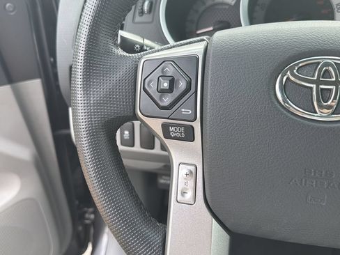 Used 2014 Toyota Tacoma PreRunner w/ Convenience Package RWD image 25