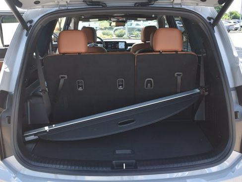 Used 2025 Kia Telluride EX X-Line AWD/4WD image 18