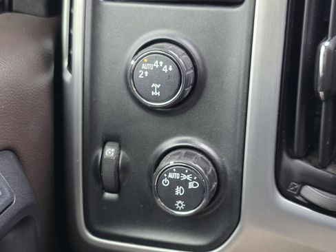 Used 2018 GMC Sierra 1500 SLT w/ Texas SLT Premium Package image 11