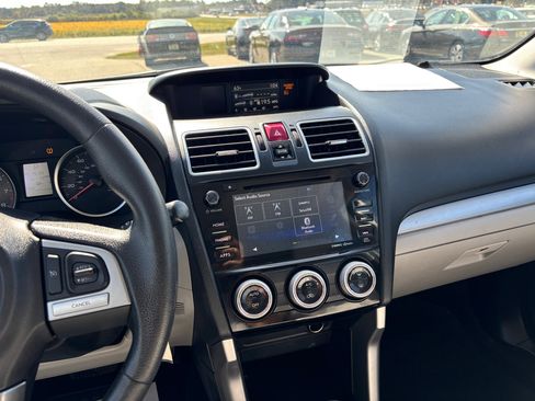 Used 2017 Subaru Forester 2.5i Premium w/ All-Weather Package image 15