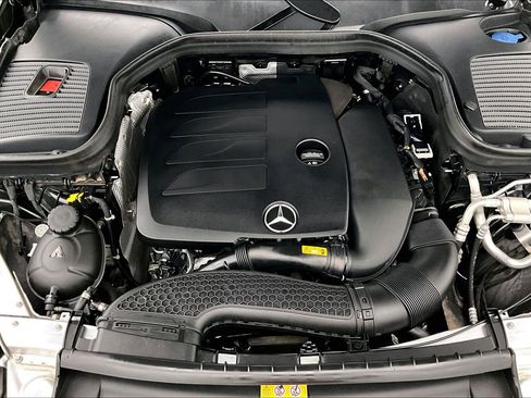 Certified 2022 Mercedes-Benz GLC 300 image 9