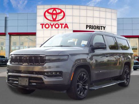 Used 2024 Jeep Grand Wagoneer L Series II w/ Quick Order Packagew 28T AWD/4WD image 1