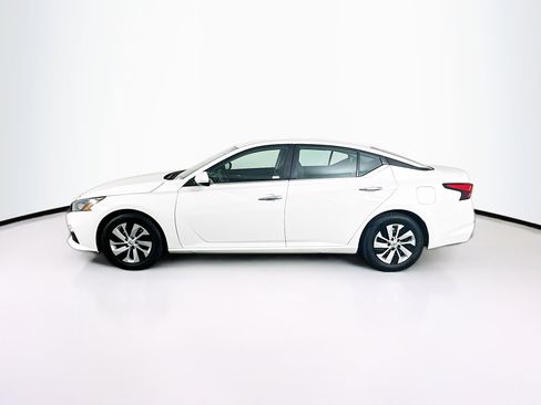 Used 2022 Nissan Altima 2.5 S FWD image 4