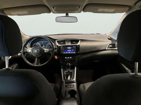Used 2019 Nissan Sentra SR image 26