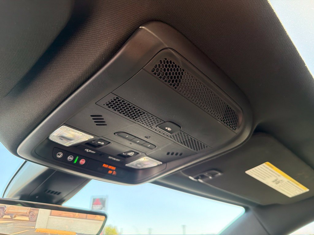 Used 2022 Cadillac XT5 Premium Luxury w/ Technology Package FWD image 34