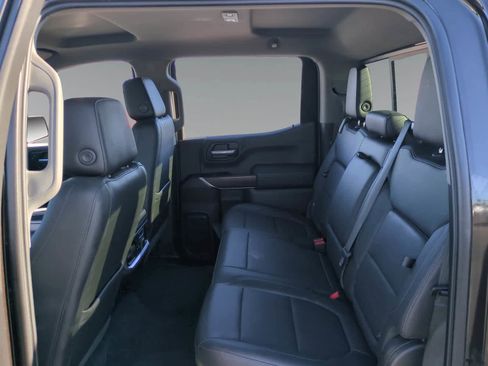 Used 2019 GMC Sierra 1500 SLT image 13