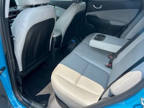 Used 2022 Hyundai Kona Limited FWD image 14