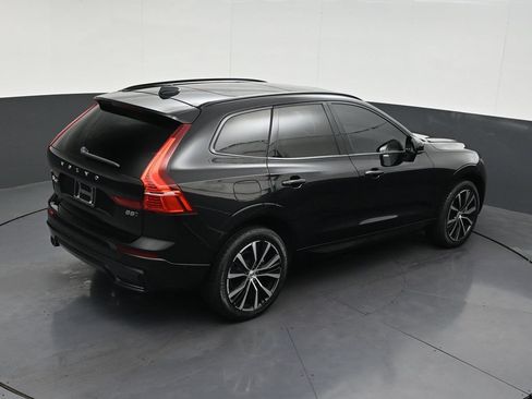 Used 2024 Volvo XC60 B5 Plus AWD/4WD image 19