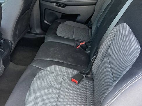 Used 2017 Ford Explorer XLT AWD/4WD image 8