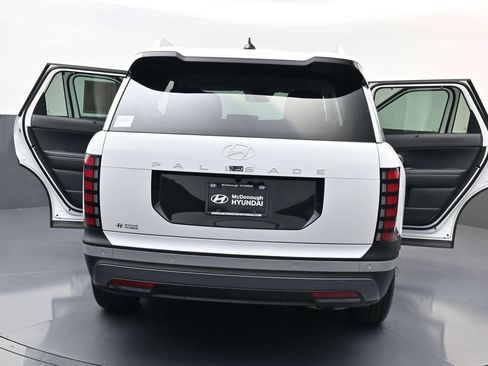 Certified 2026 Hyundai Palisade SEL FWD image 30