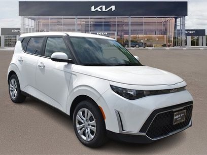 New 2025 Kia Soul LX